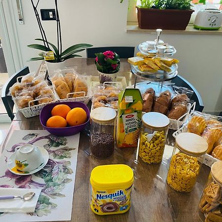 B E B Le Terrazze Sul Mare Bed & Breakfast Катандзаро Екстериор снимка