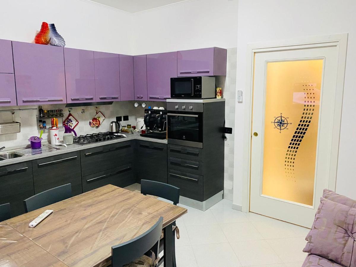 B E B Le Terrazze Sul Mare Bed & Breakfast Катандзаро Екстериор снимка