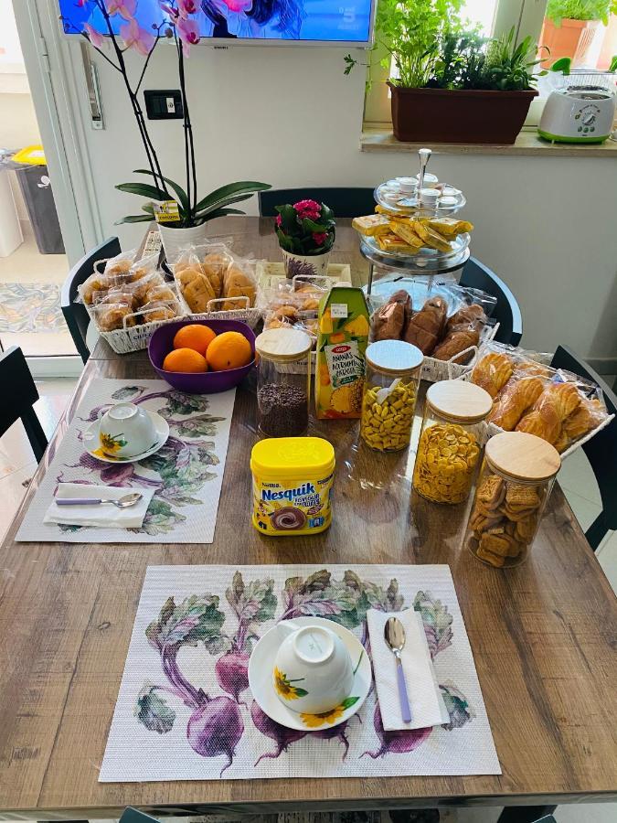 B E B Le Terrazze Sul Mare Bed & Breakfast Катандзаро Екстериор снимка