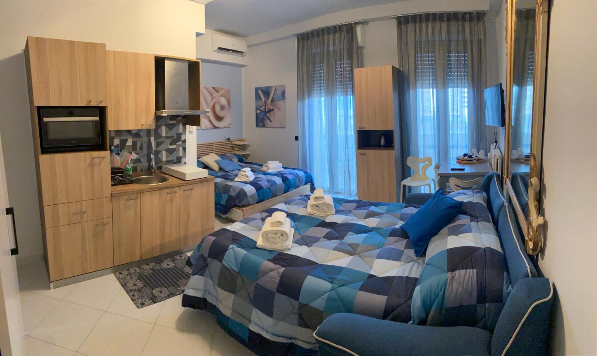B E B Le Terrazze Sul Mare Bed & Breakfast Катандзаро Екстериор снимка